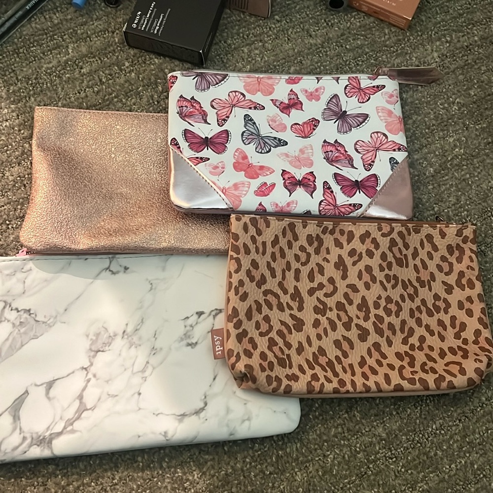 Ipsy make up bag new